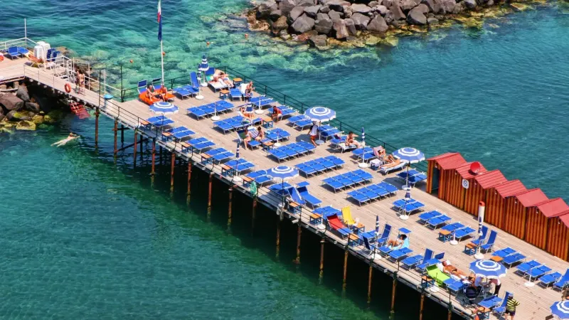 Leonelli's Beach – Sorrento